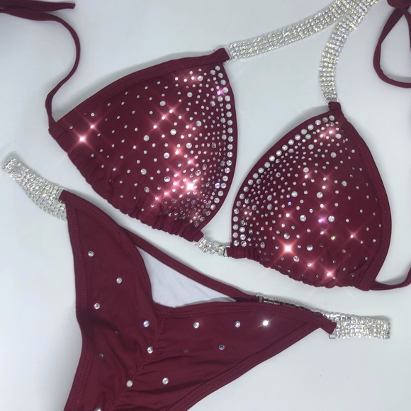 New Maroon Red Competition Bikini. Scrunch bottoms - Picture 3 of 4